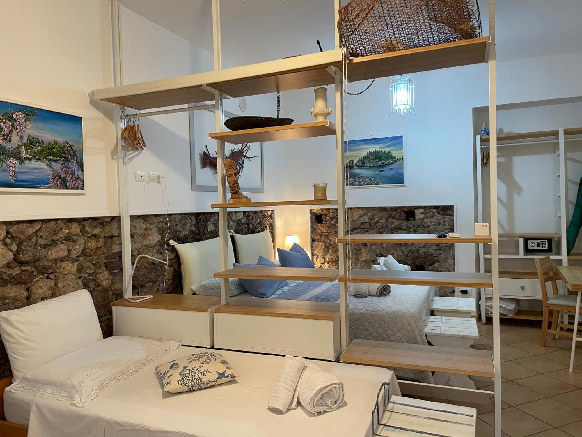 Salu' Apartment ตาออร์มินา ภายนอก รูปภาพ
