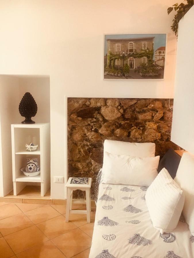 Salu' Apartment ตาออร์มินา ภายนอก รูปภาพ